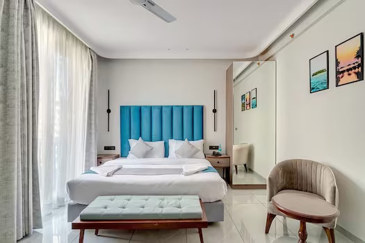 Luxury and Comfort Await at Skon Baga Bliss Hotel: 4-star hotels in Goa.