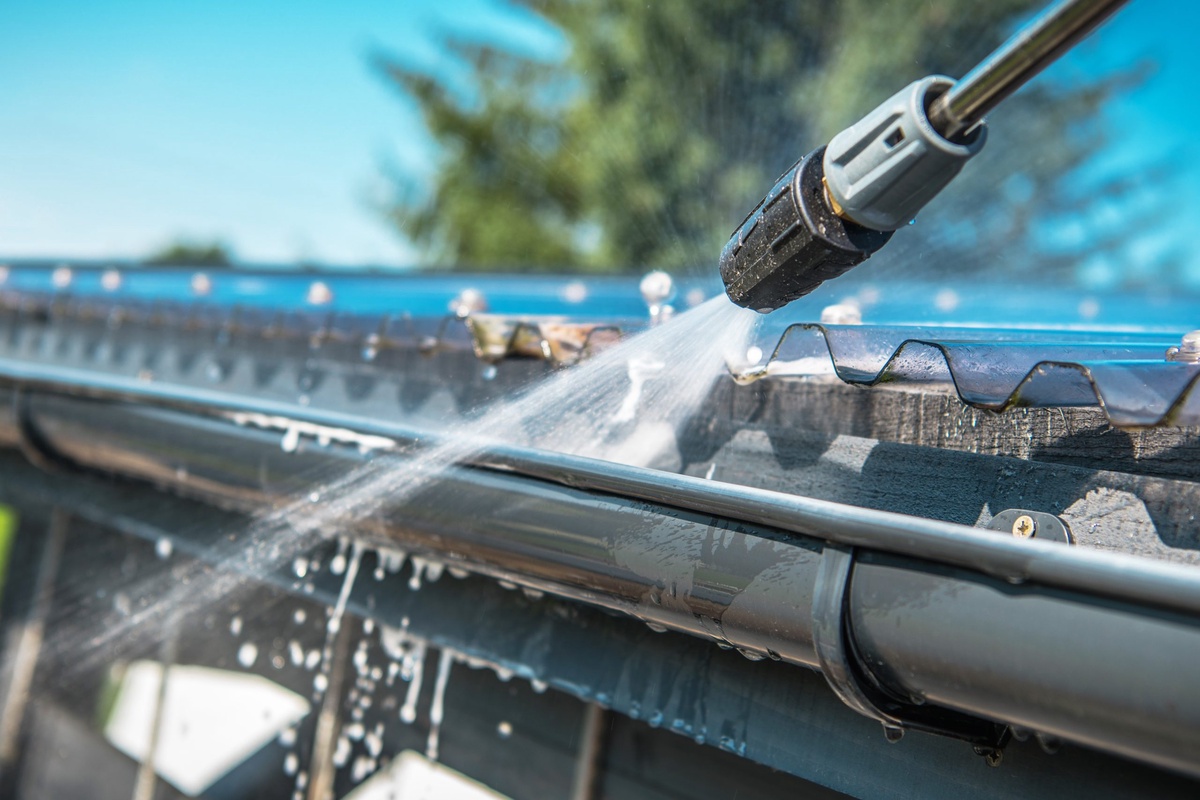 Ultimate Guide to Gutter Cleaning in Marietta, GA