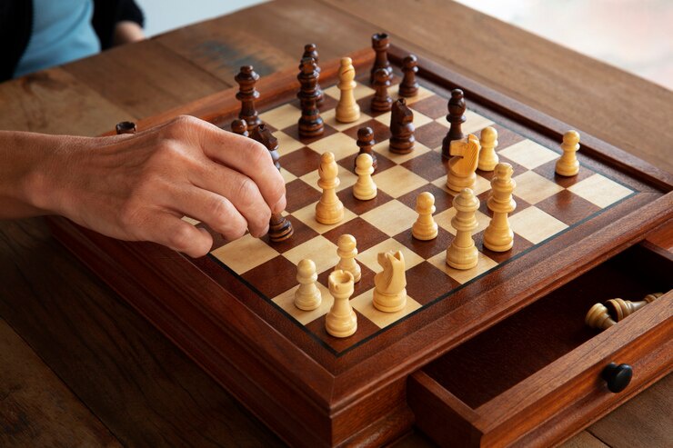 Why Wooden Chess Boards Are the Ultimate Chess Experience