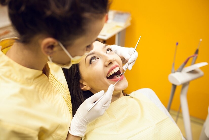 Professional Secrets: Insights from a Teeth Whitening Dentist