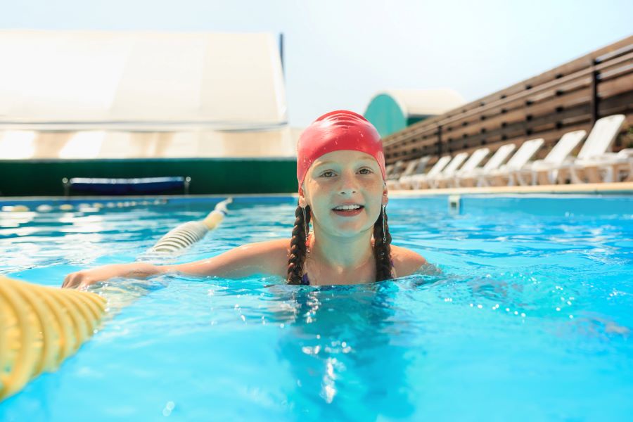 The Benefits of Starting Swimming Lessons Early For Your Kid