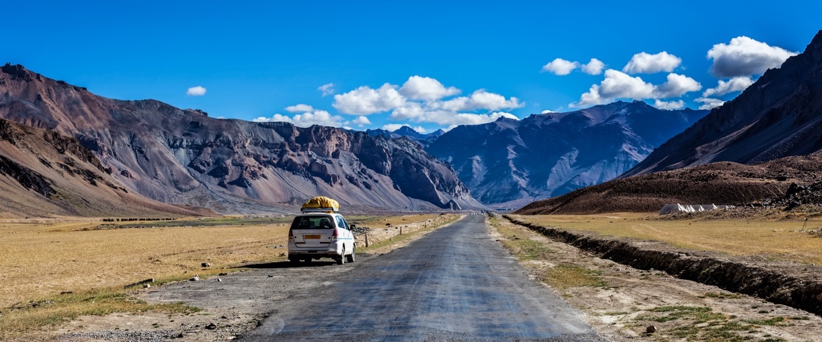 Getting Around Manali: A Guide to Taxi Services for Easy Exploring