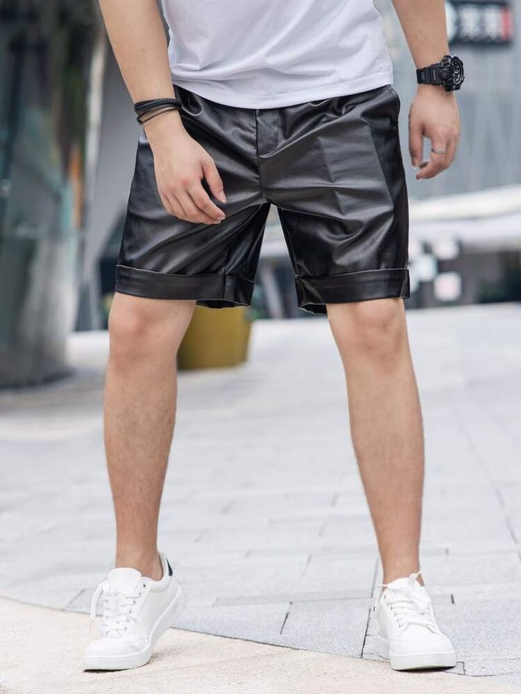 Can You Wear Leather Shorts in the Summer