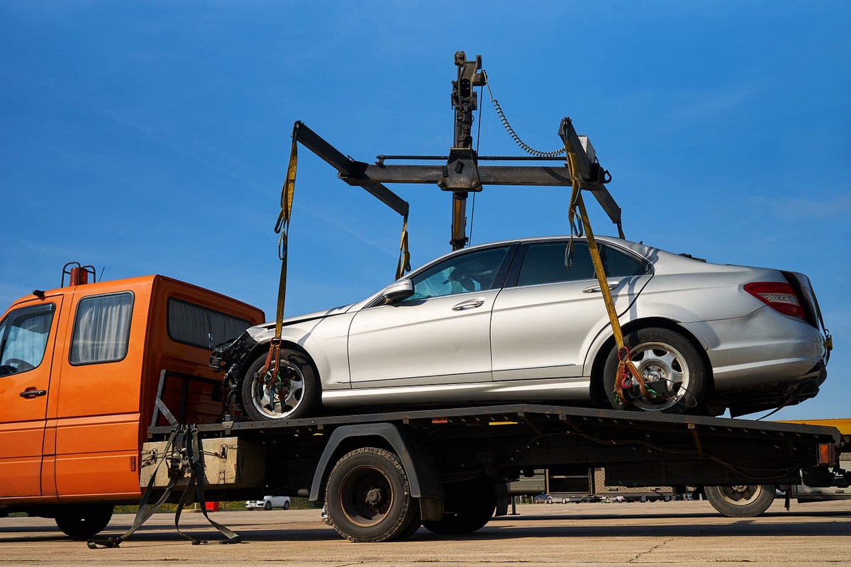 Costs And Regulations Of Towing in Cedar Hill, TX