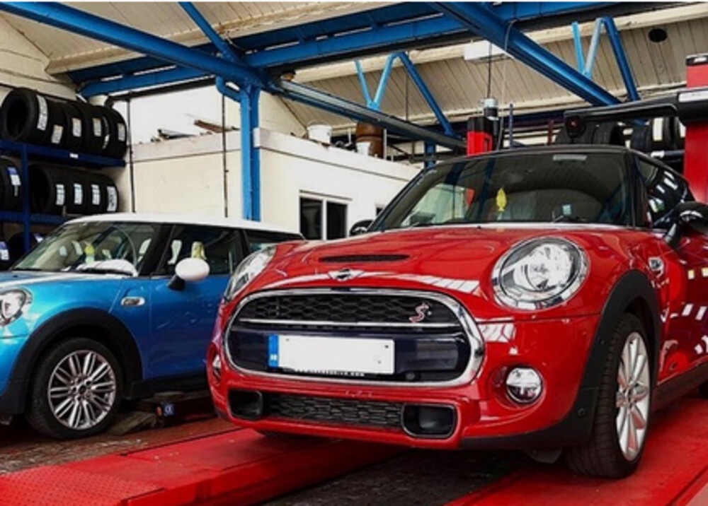 What to Expect: Car MOT Checklist for Wolverhampton