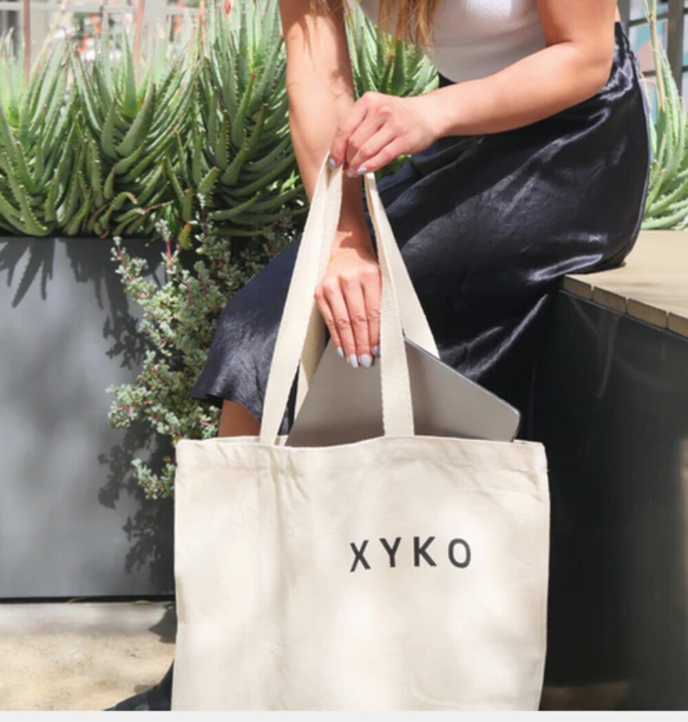 Elevate Your Style with the Perfect Medium Canvas Tote Bags