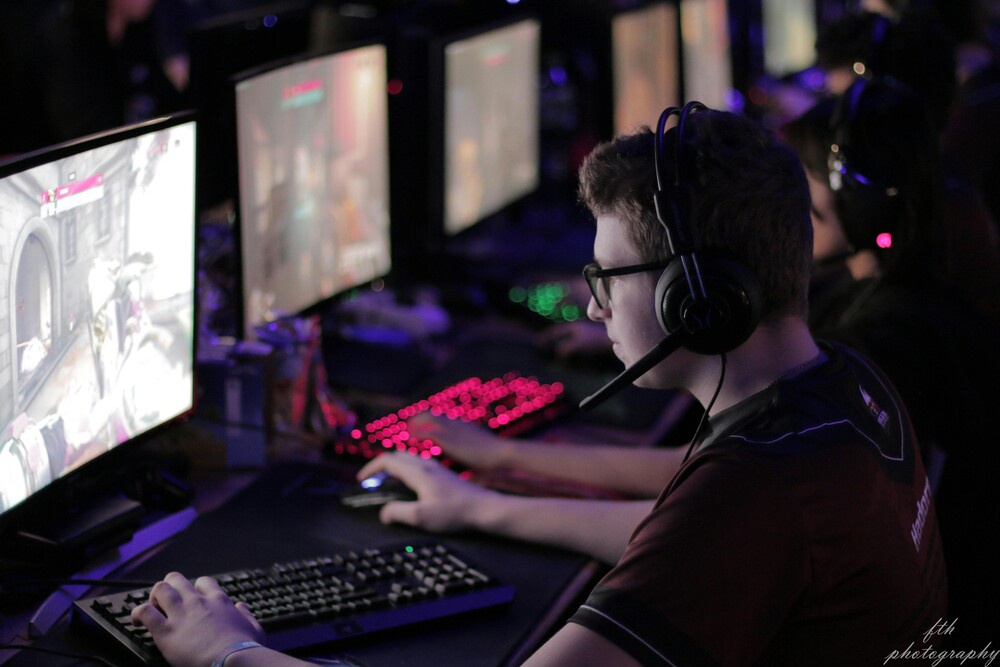Esports News: A Glimpse into the Fast-Growing World of Competitive Gaming
