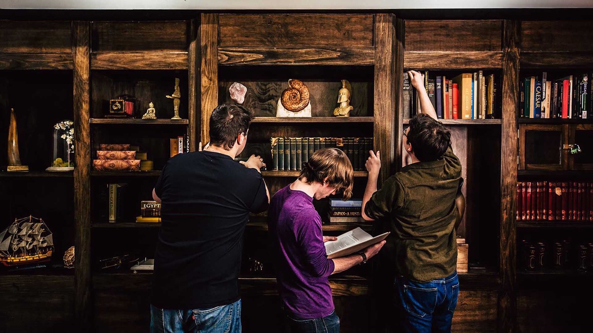The Ultimate Guide to Escape Room Games: Thrills and Teamwork