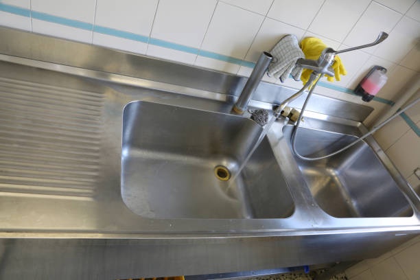 What to Look For When Choosing A Commercial Style Kitchen Sink