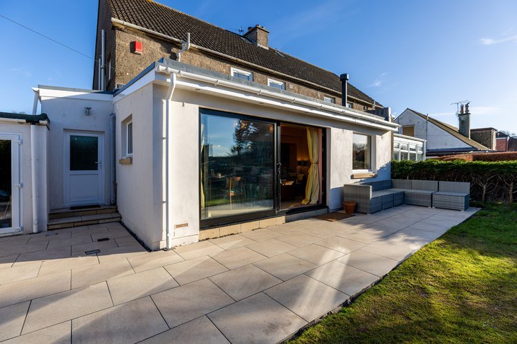 Builders in Edinburgh