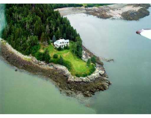 Make Your Dream Home at Lakefront Property Maine
