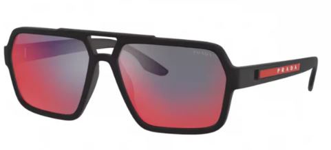 Level-Up Your Summer Fashion With Rayban Sunglasses!