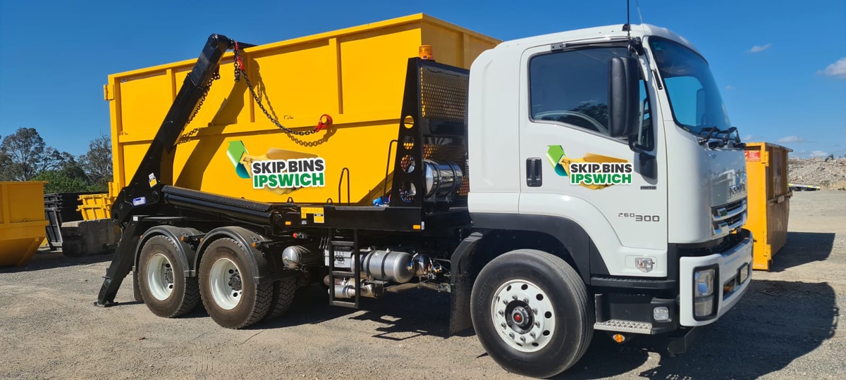 Simplify Your Waste Management: Top Benefits Of Skip Bin Hire Goodna