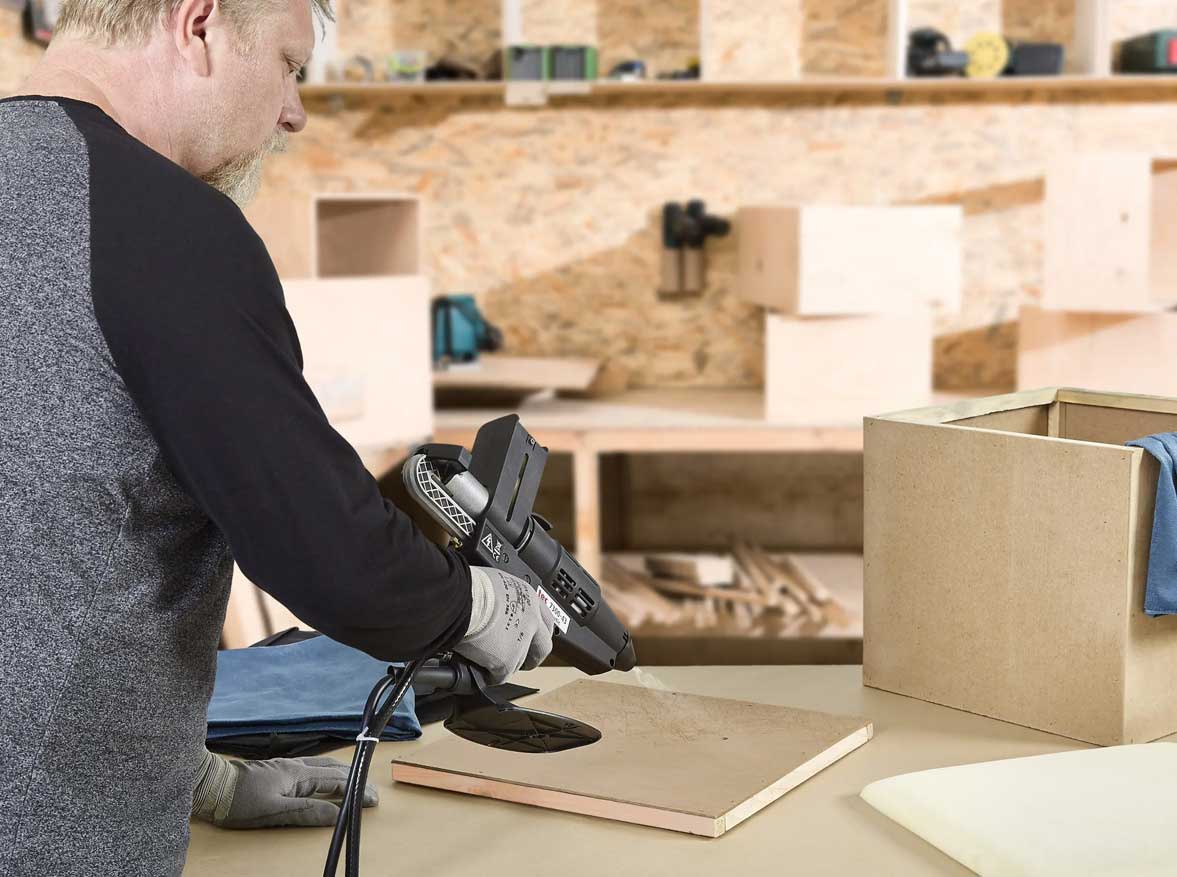 4 Tips For Choosing the Right Woodworking Hot Melt Adhesive