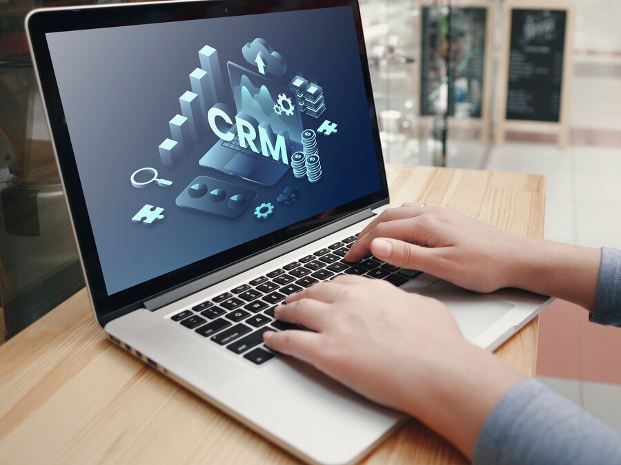 Improving Client Relationships with CRM Software for Title and Escrow Agencies
