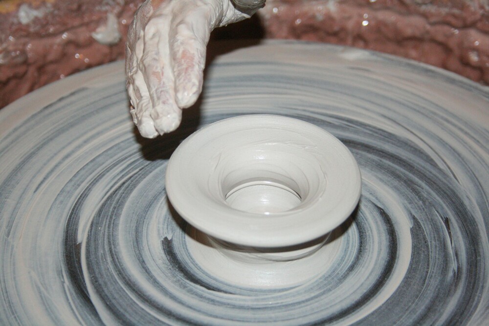 Living With An Awesome Blue and White Ceramics