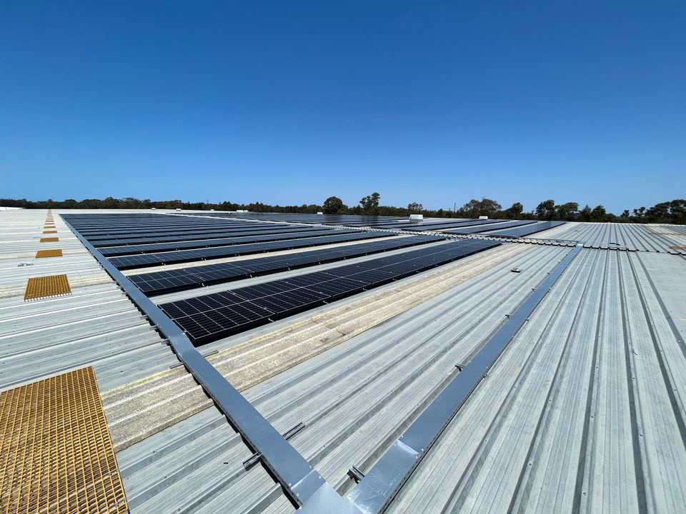 Empower Your Business with Solar Set: Leading Commercial Solar Company