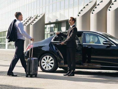 From Taxis to Luxury Vehicles The Evolution of Airport Transfers