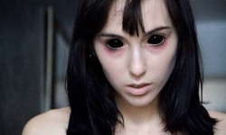 HOW BLACK SCLERA CONTACTS MAY AID YOU