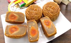 How long is the shelf life of mooncakes?