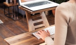 What is the difference between electric standing desk and pneumatic standing desk?