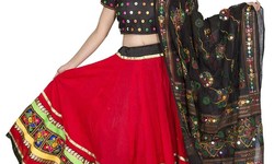 Fashion for Navratri: Colourful and Ethnic Chaniya Choli >>> shivanshmall.in