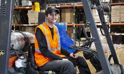 Hire an experienced forklift operator to keep your business running smoothly