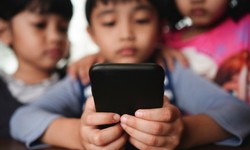 Does Playing Games on Your Phone Bad for Your Health?
