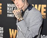 Singer and rapper Aaron Carter has died at the age of 34. a