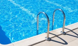 Six Good Reasons to Work with a Swimming Pool Contractor