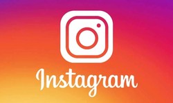 How to change the background of an Instagram Story