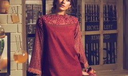 Buy the Best Pakistani designer clothes Online