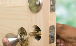 How to Choose the Right Locksmith phoenix for Your Needs