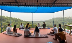 Joining a powerful and very effective yoga teacher training program