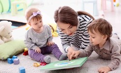 How can we employ a part-time nanny service in the UAE?