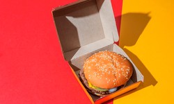 How Can I Customize the Design and Branding of My Burger Boxes?