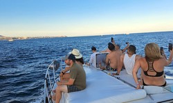 Cabo Luxury Boat Tours - Avail Private Tours with Reliable Service Providers for a Memorable Experience