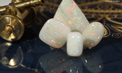 Opal: The Enchanting Gemstone of Many Colors