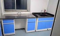 What are the types of laboratory benches?