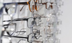 Prescription Glasses? Here’s Why You Need Blue Light Filters Too!