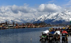 10 Must Visit Places in Kashmir