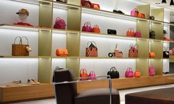 Difference Between Shoulder Bags and Tote Bags