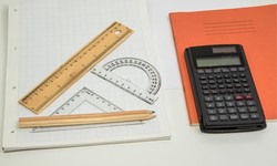 Right Angled Triangle Calculator: Steps, Calculation and determining equal sides