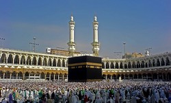 Common Mistakes to Avoid During Umrah