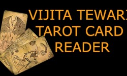 Find The Experienced Tarot Card Reader of India to Know About Life!