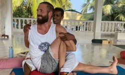Explore the Best Yoga Courses in Goa for a Life-Changing Experience