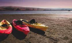 Factors to Consider While Buying an Inflatable Paddle Board