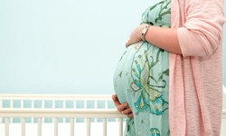 Stay on Track with Your Pregnancy Weight Gain: Use Our Free Calculator