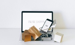 Embracing the Convenience: 3 Advantages of Online Shopping