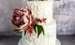 How To Make and Design Your Own Bridal Shower Cake?